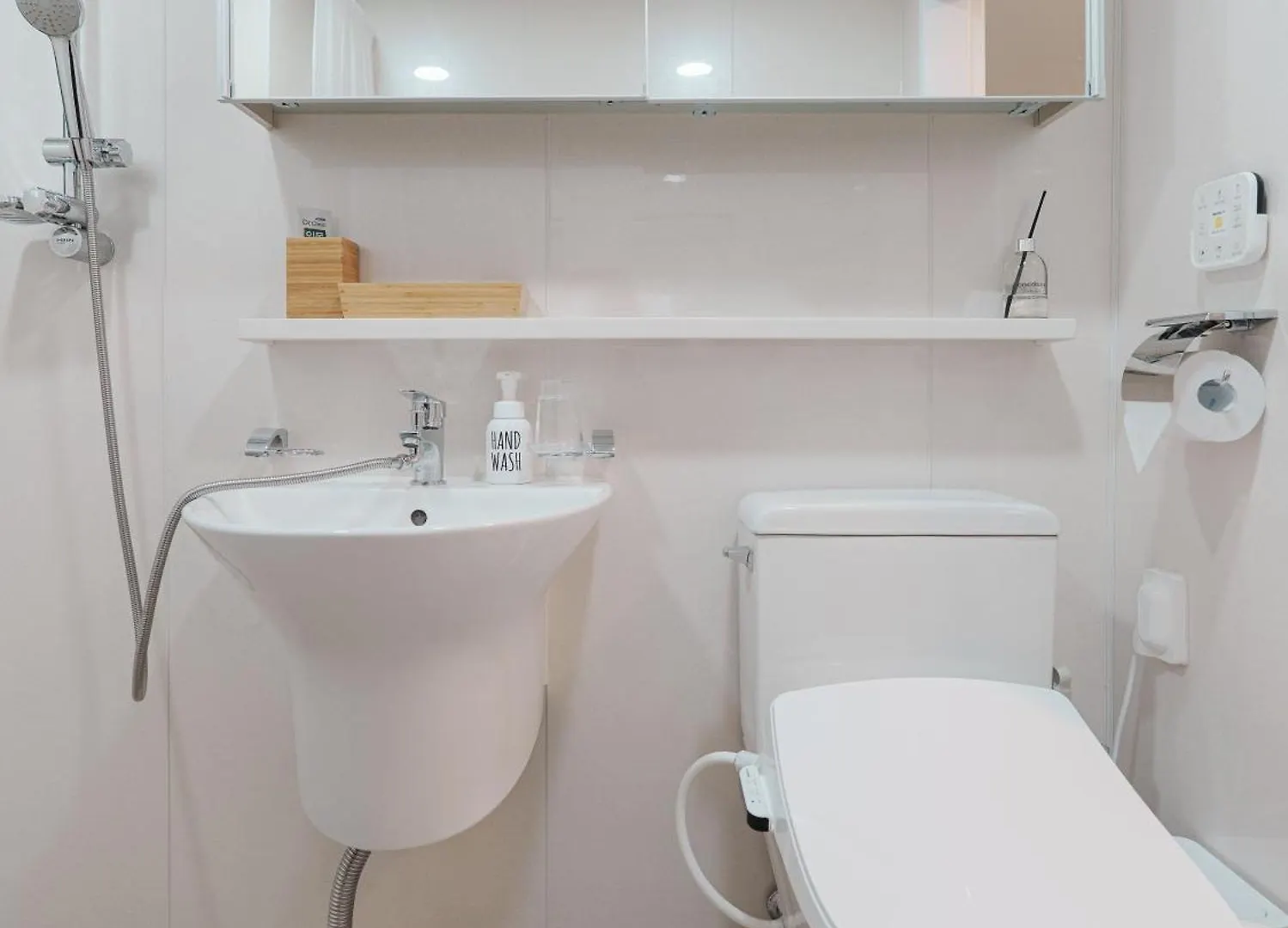 Hyun Stay - 3R Sb5Min, Free Parking, Luggage Storage ソウル特別市